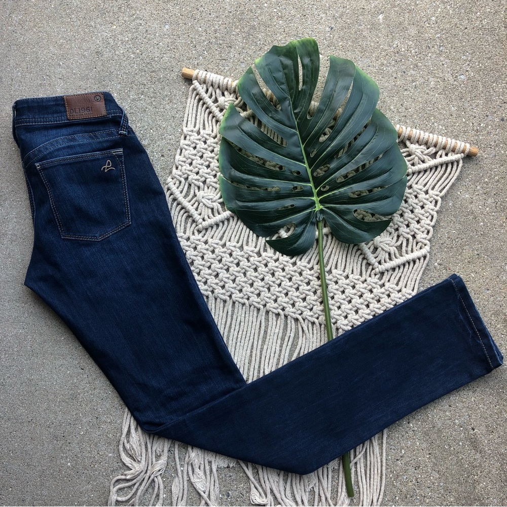 DL1961 Kate Slim Straight Jeans Size 25